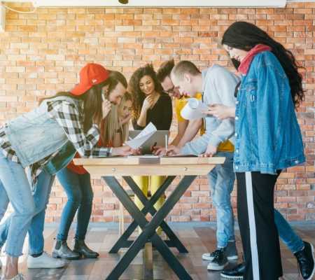 Come organizzare un weekend di team building memorabile: idee, mete e consigli pratici