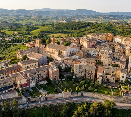Specialità Gastronomiche di Montefalco e dei Monti Martani: Un Viaggio tra Sapori Autentici dell'Umbria