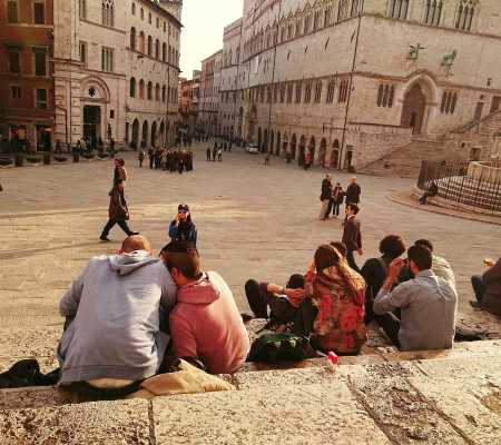Dolci tipici del Perugino: viaggio goloso tra le specialità umbre