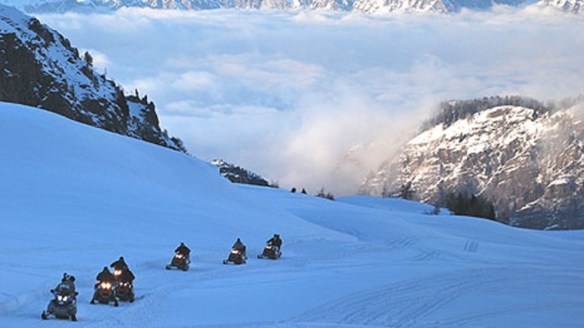 Safari Tour by Snowmobile - Cortina d'Ampezzo