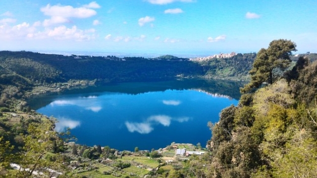Trekking of the two Lakes: Albano and Nemi