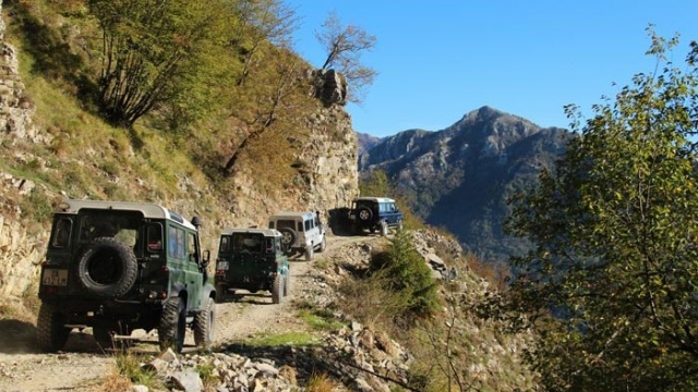 Tour by 4x4 in Val di Lima