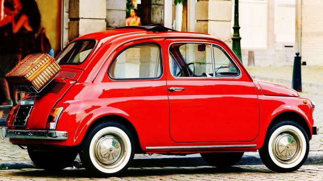 Discovering Tuscany: vintage Fiat 500 tour