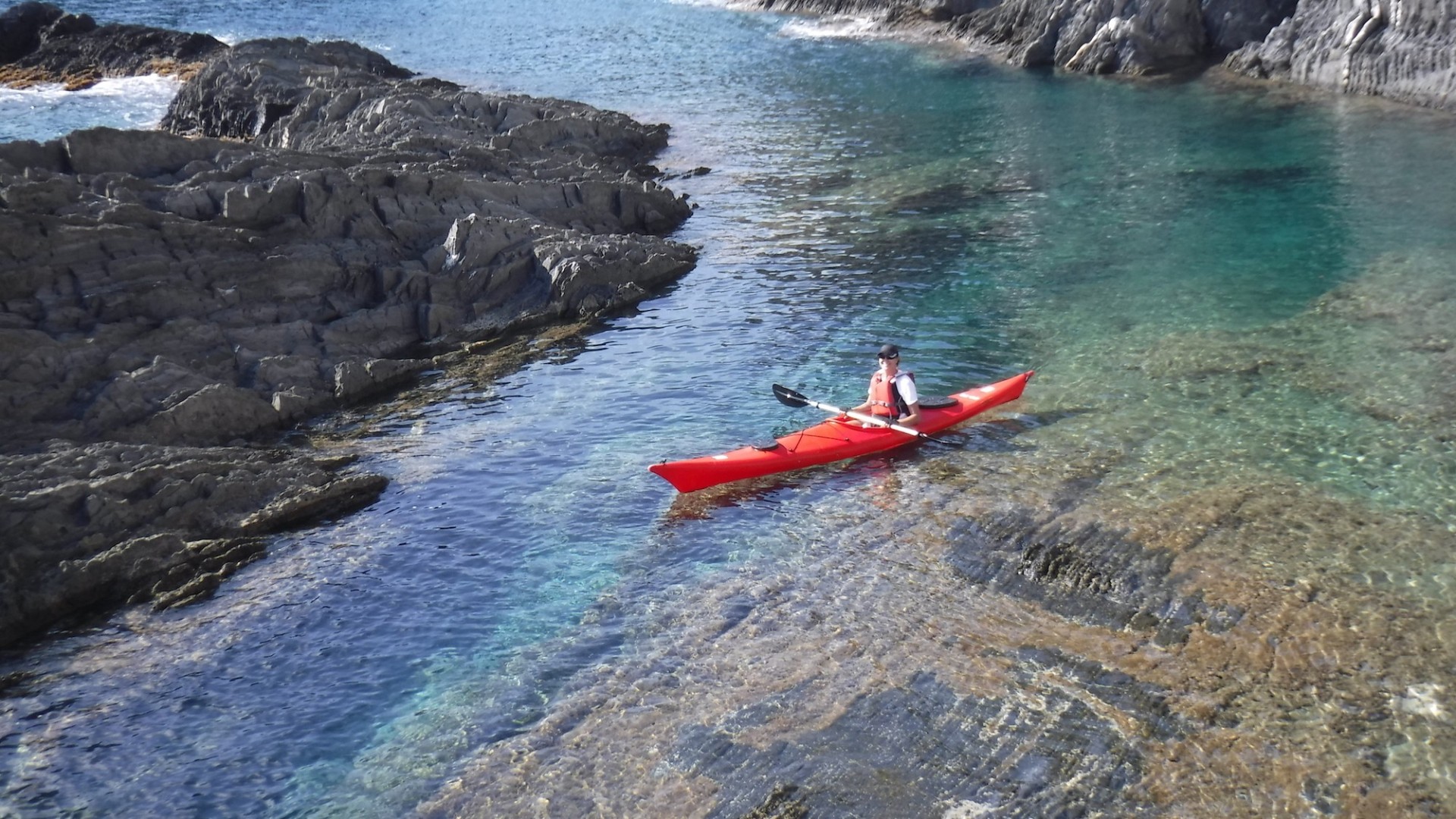 Cinque Terre in kayak