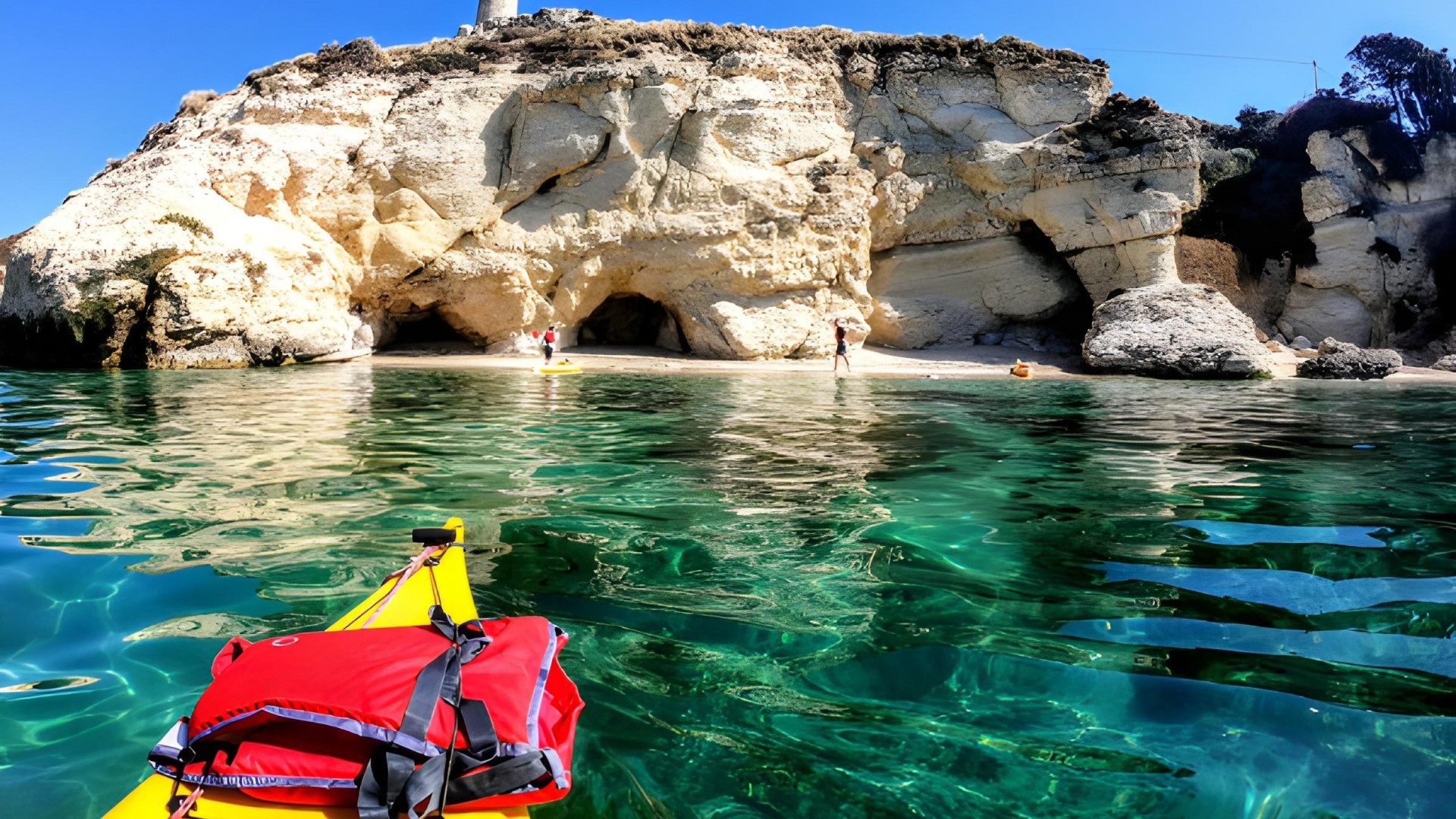 Magico Tour alla Sella del Diavolo di Cagliari, esplora la costa sarda da un kayak