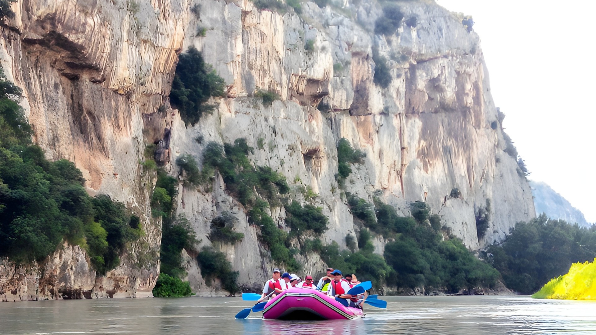 Afternoon Rafting on the Adige River: From Dolcè to Volargne