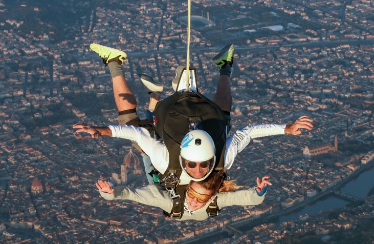 Skydive Dream: lancio in paracadute in tandem sopra il centro di Firenze