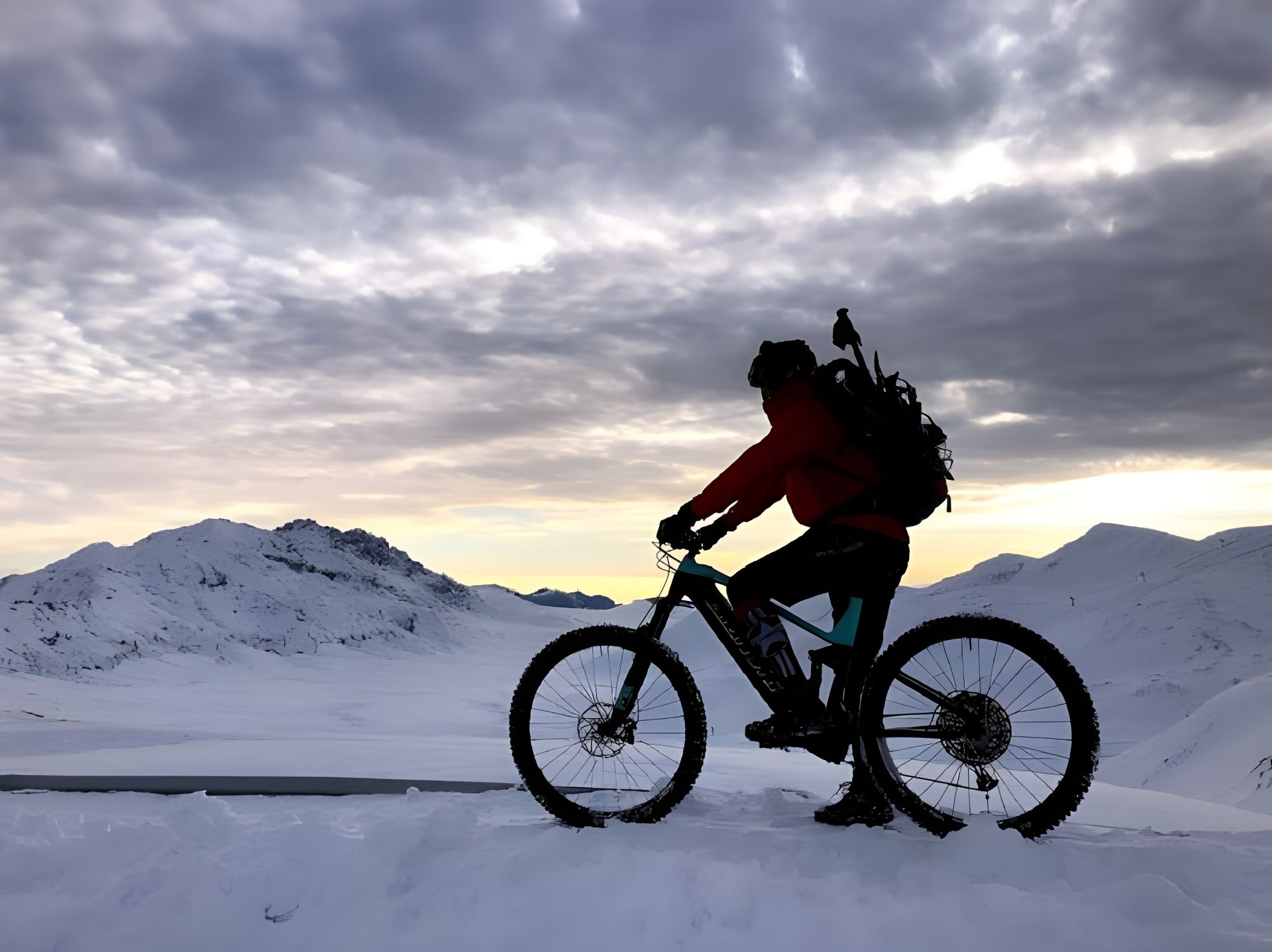 Snow Bike weekend in Campo Imperatore